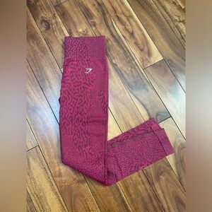 Gymshark - Adapt Animal - Red - size Small